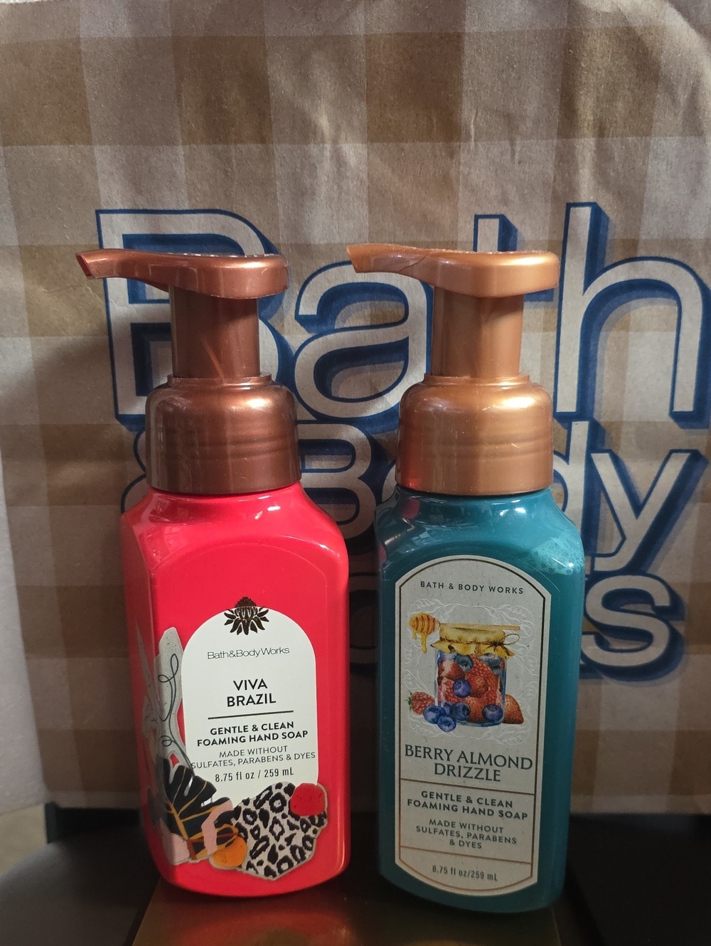 Berry Almond Drizzle & Viva Brazil Foaming Hand Soap Get Both New 💯A=mazing!